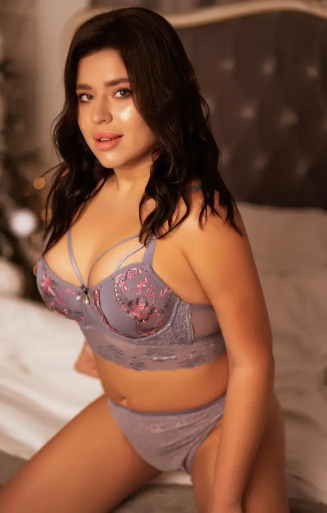 Call Girl service in Noida